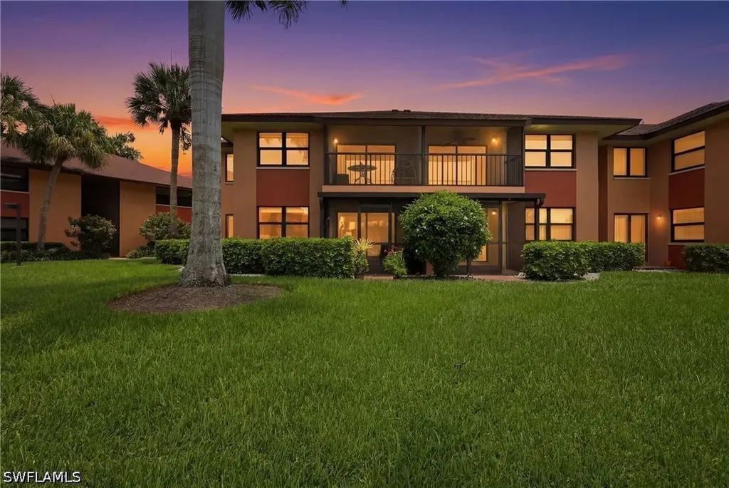 1526 Mainsail Drive Naples FL 34114