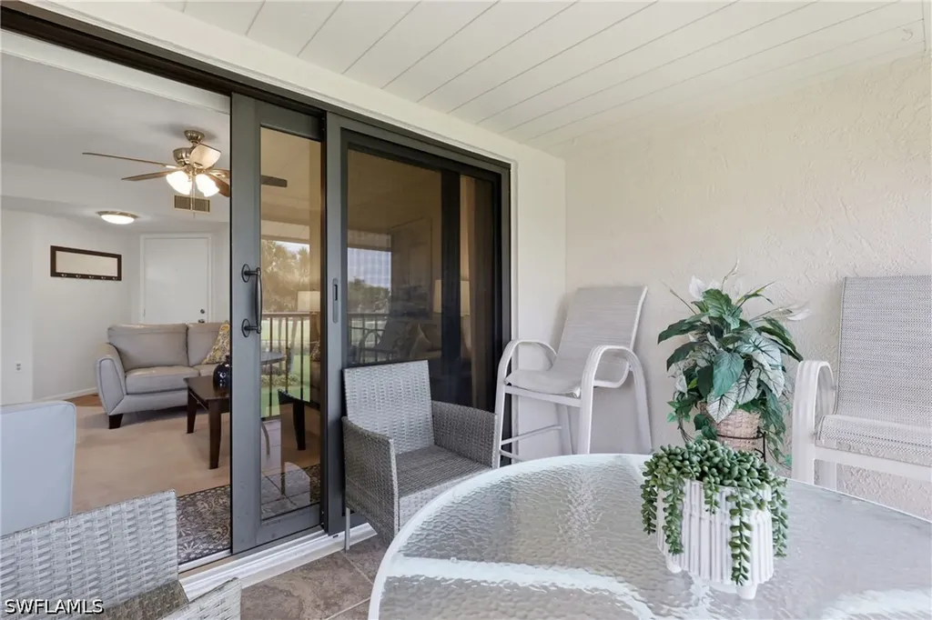 1526 Mainsail Drive Naples FL 34114