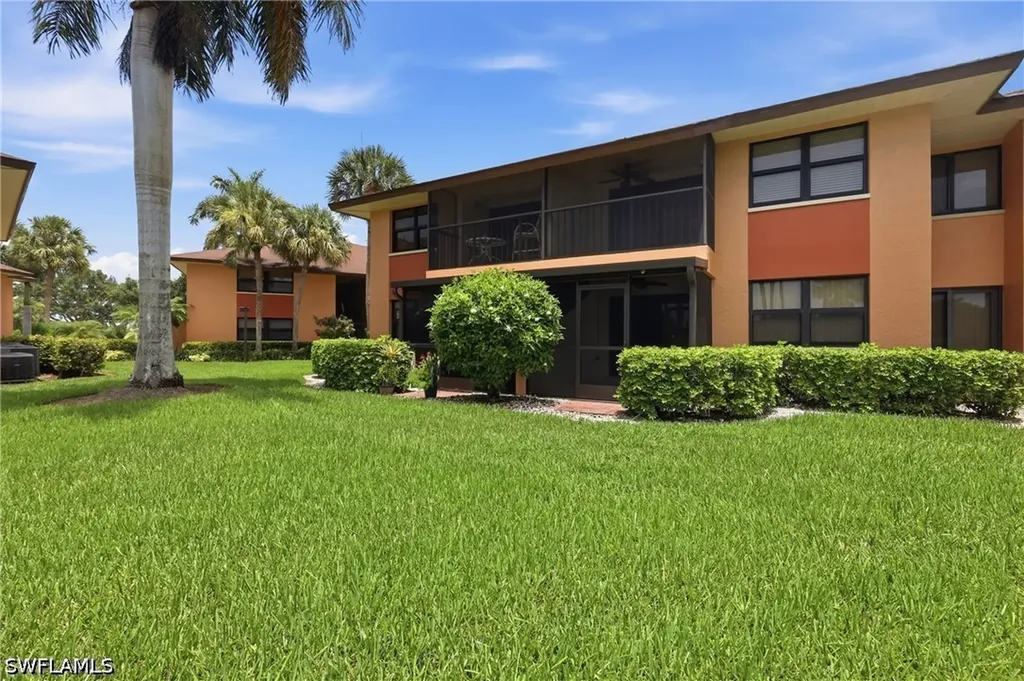 1526 Mainsail Drive Naples FL 34114