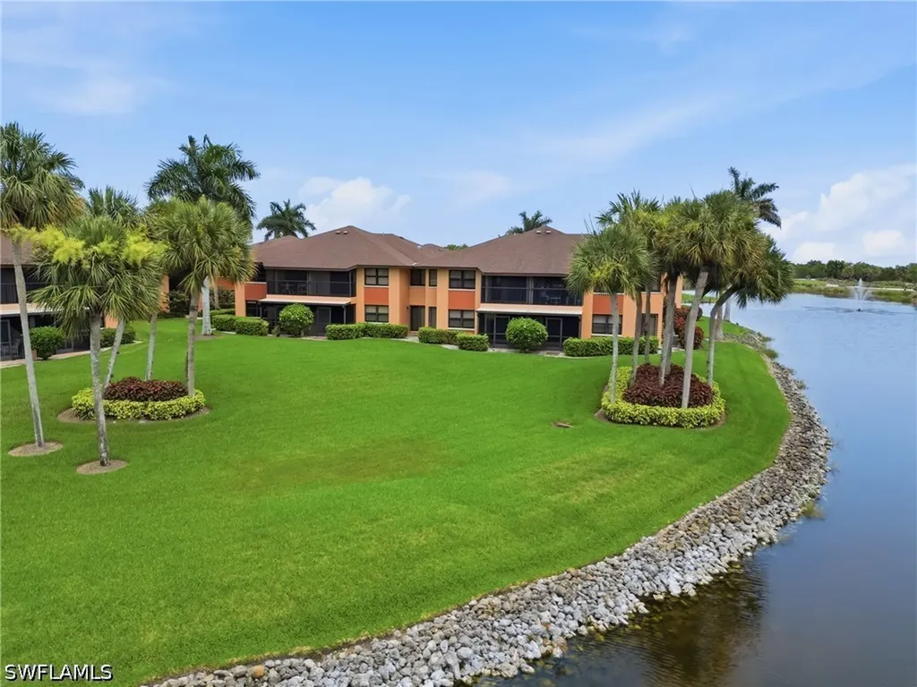 1526 Mainsail Drive Naples FL 34114