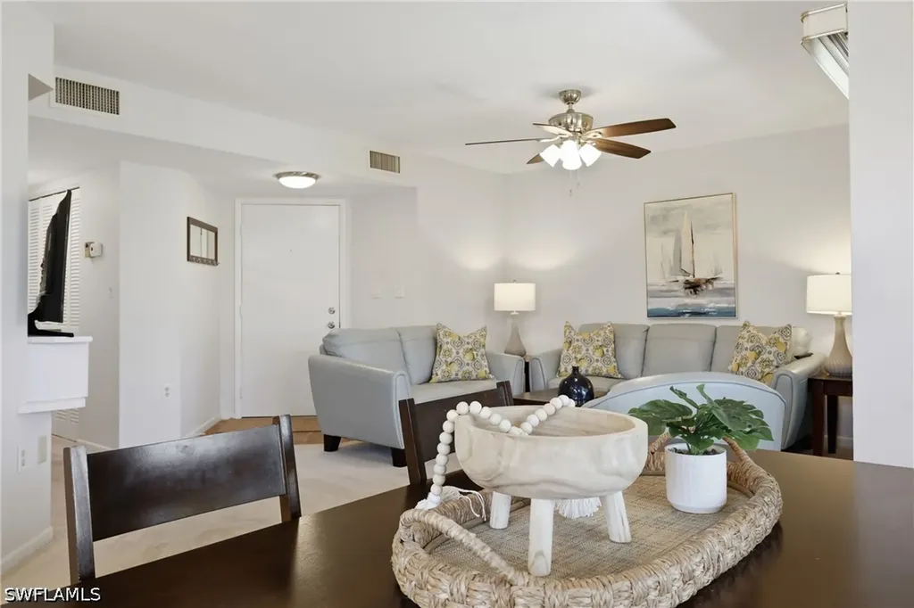 1526 Mainsail Drive Naples FL 34114