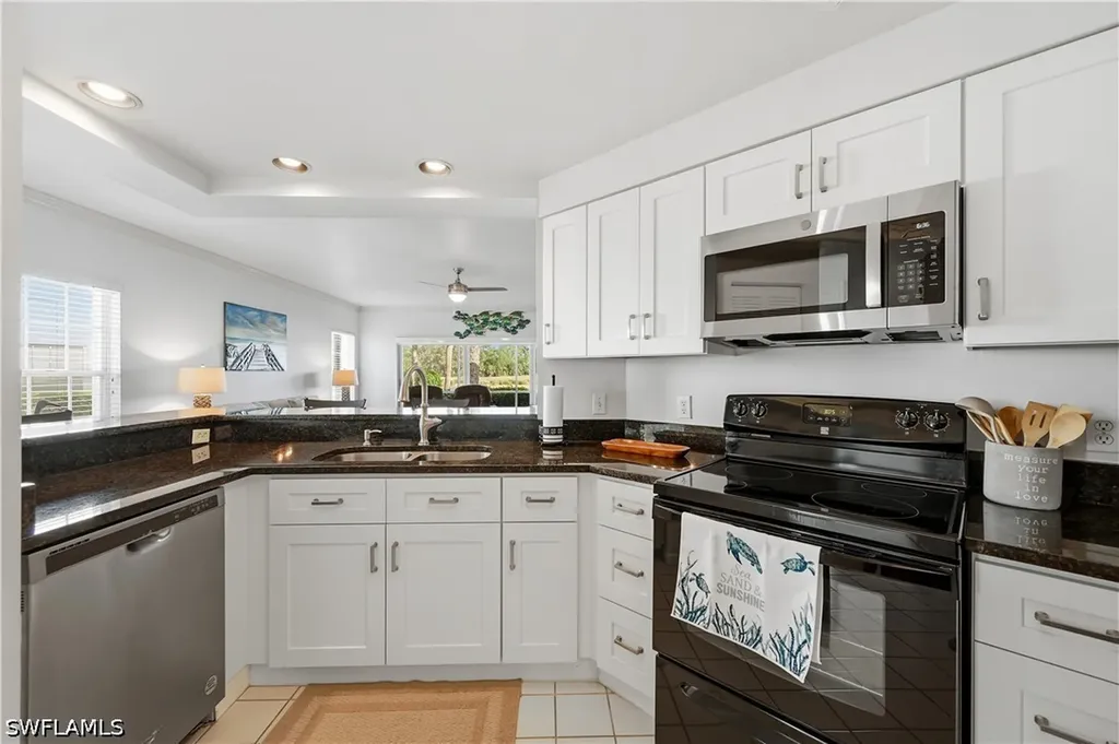 6260 Bellerive Avenue Naples FL 34119