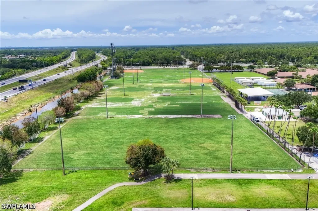 6260 Bellerive Avenue Naples FL 34119