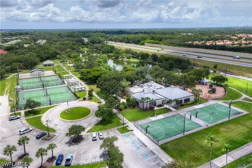 6260 Bellerive Avenue Naples FL 34119