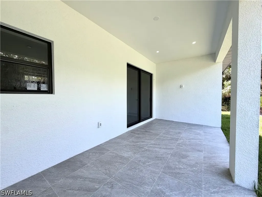 3257 Desoto Boulevard S Naples FL 34117
