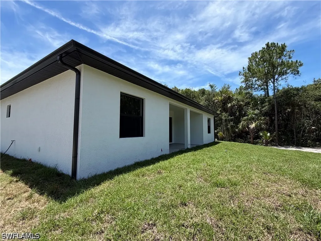 3257 Desoto Boulevard S Naples FL 34117