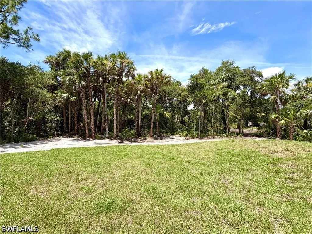 3257 Desoto Boulevard S Naples FL 34117