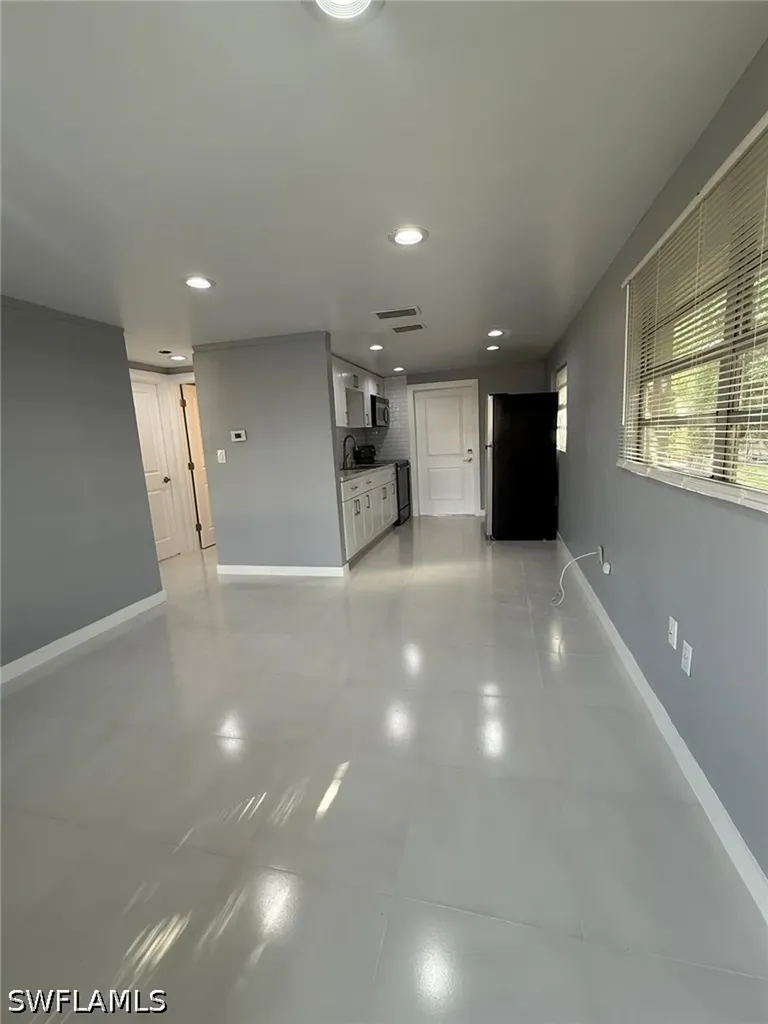 5317 Fleming Street Naples FL 34113