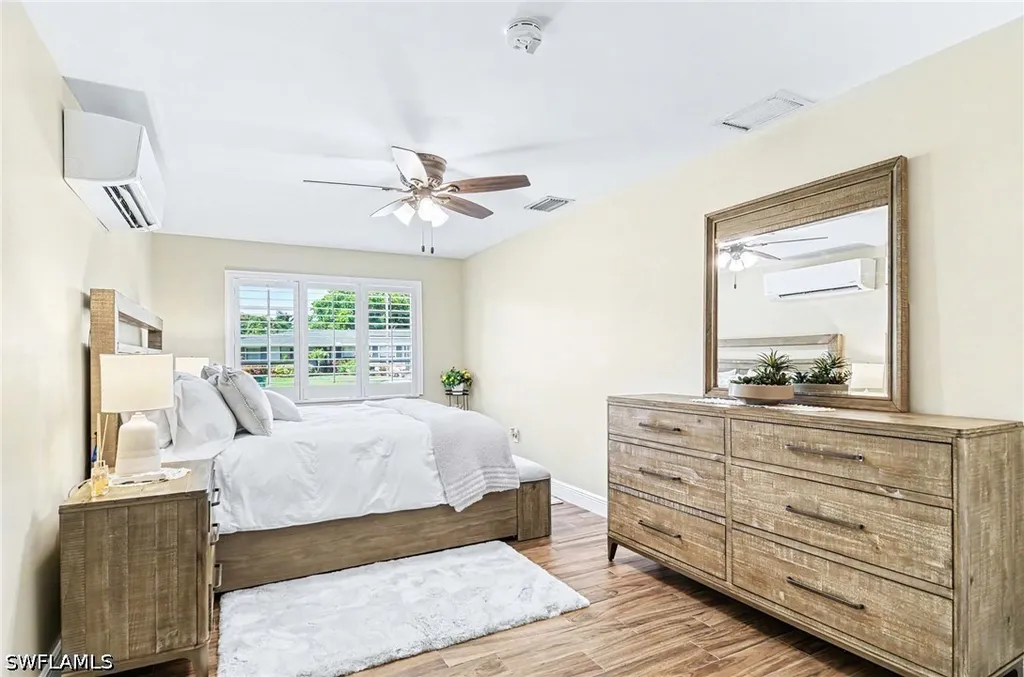 20 Maui Circle Naples FL 34112