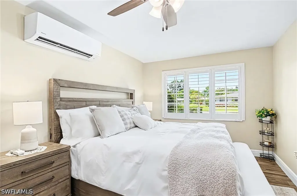 20 Maui Circle Naples FL 34112