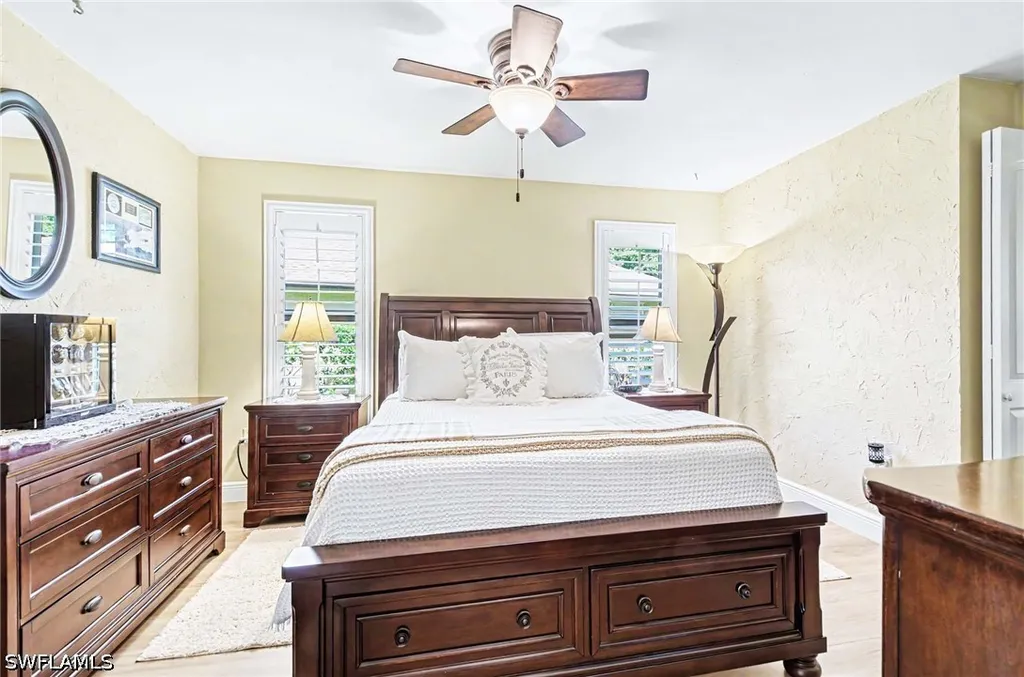 20 Maui Circle Naples FL 34112