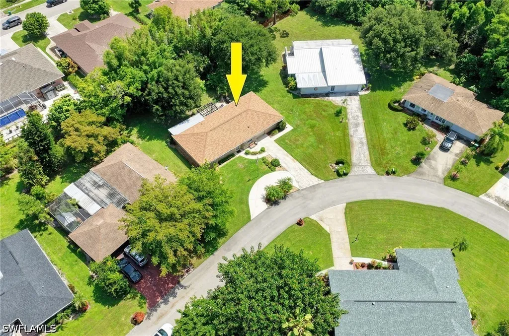 20 Maui Circle Naples FL 34112