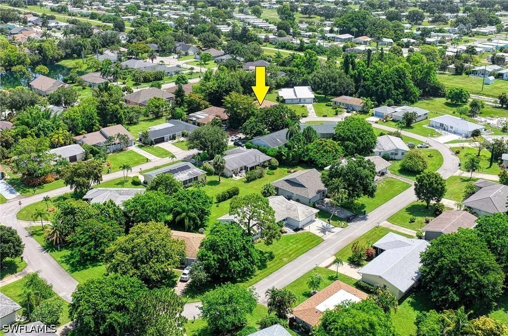 20 Maui Circle Naples FL 34112