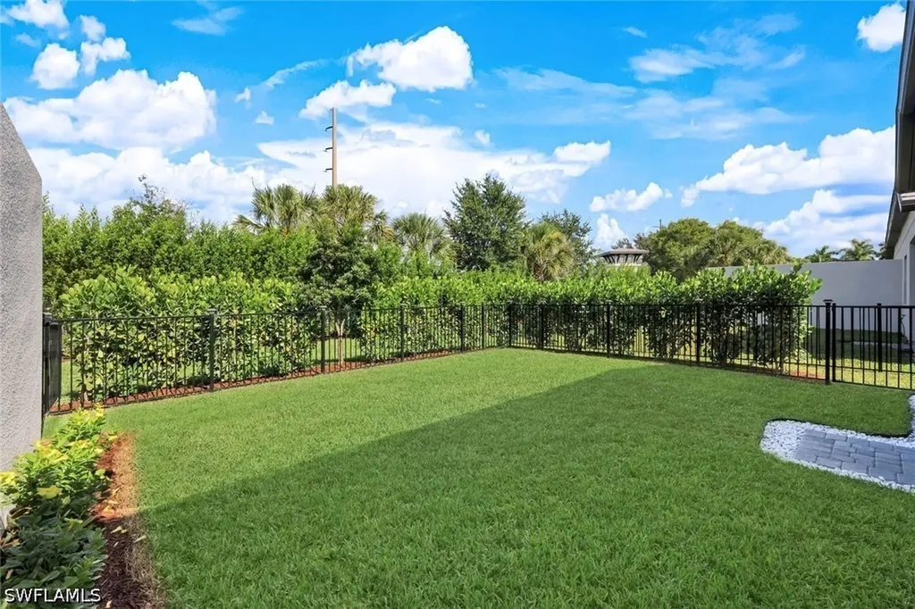 14788 Kingfisher Loop Naples FL 34120