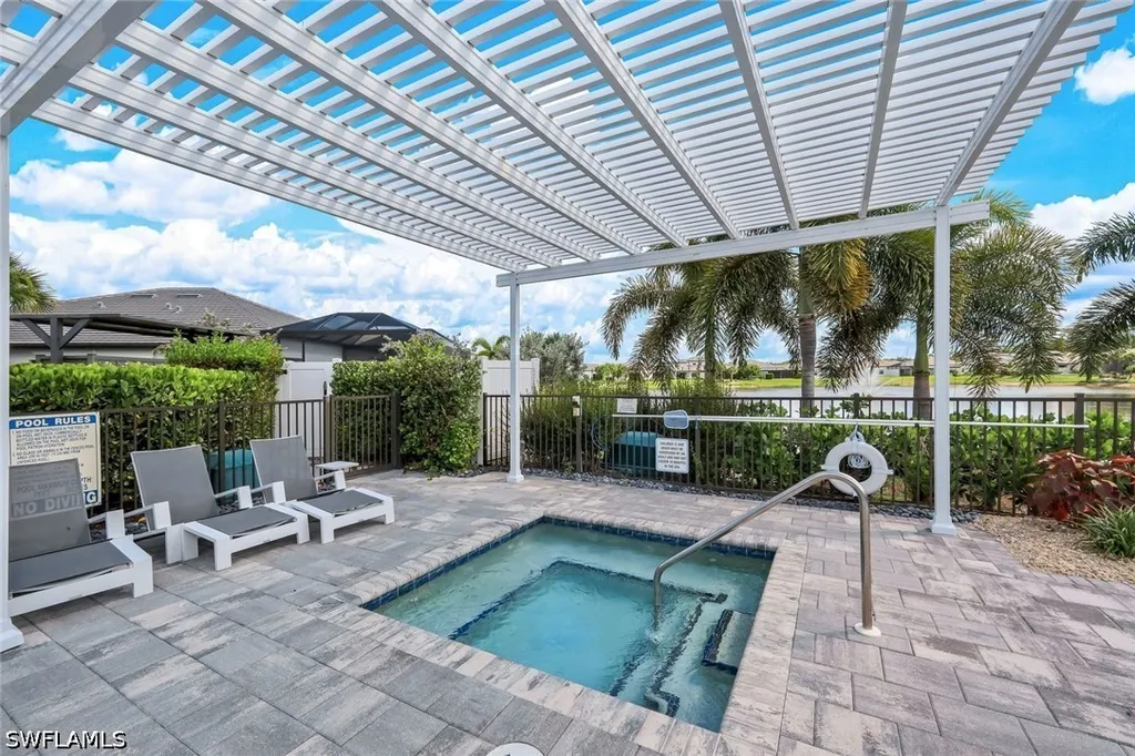 14788 Kingfisher Loop Naples FL 34120