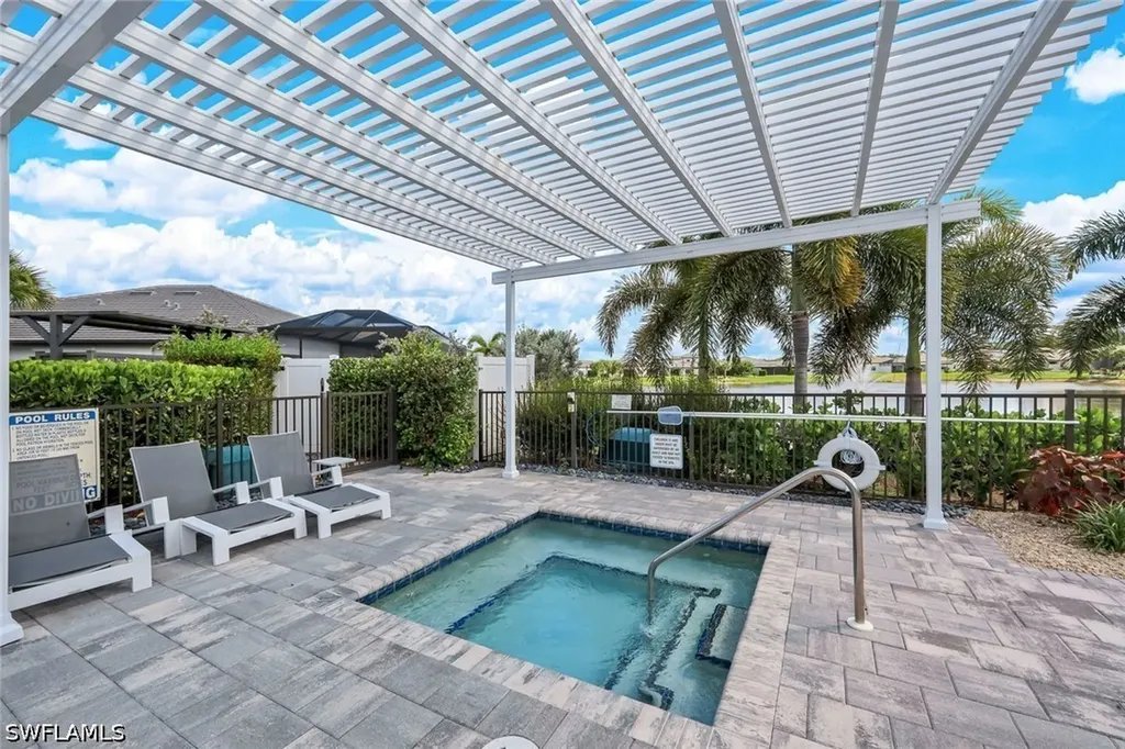 14788 Kingfisher Loop Naples FL 34120