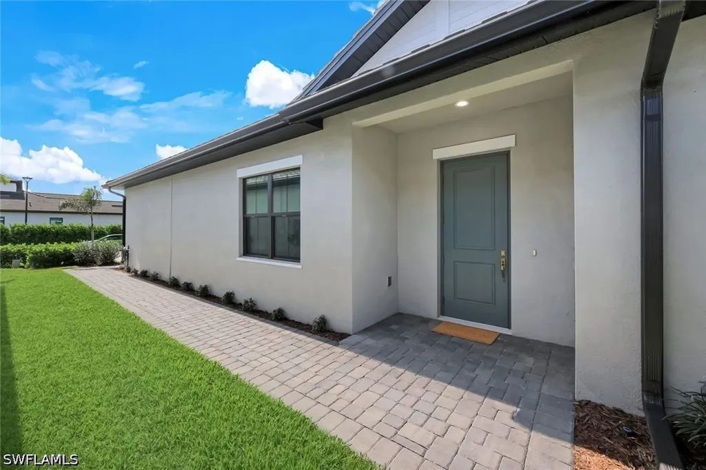 14788 Kingfisher Loop Naples FL 34120