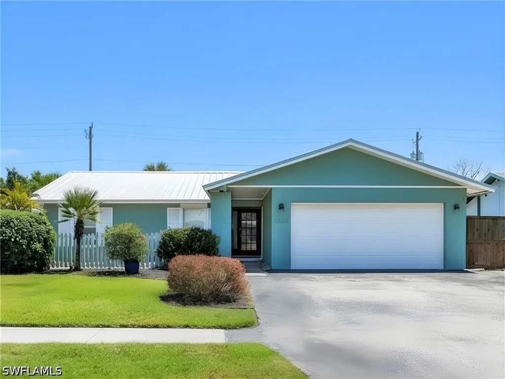 1268 Lake Shore Drive Naples FL 34103