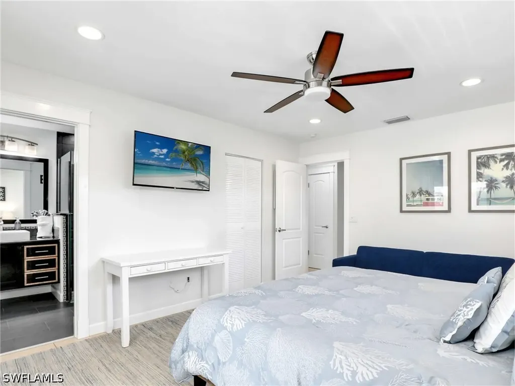 1268 Lake Shore Drive Naples FL 34103