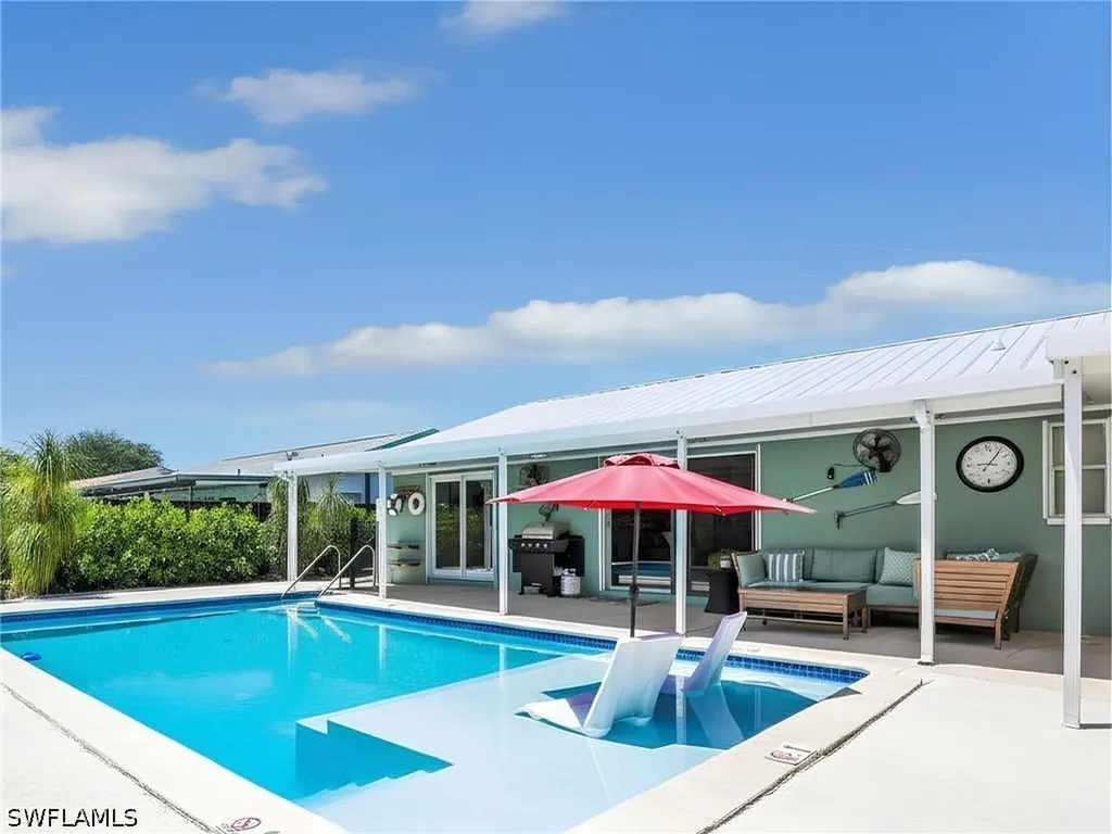 1268 Lake Shore Drive Naples FL 34103