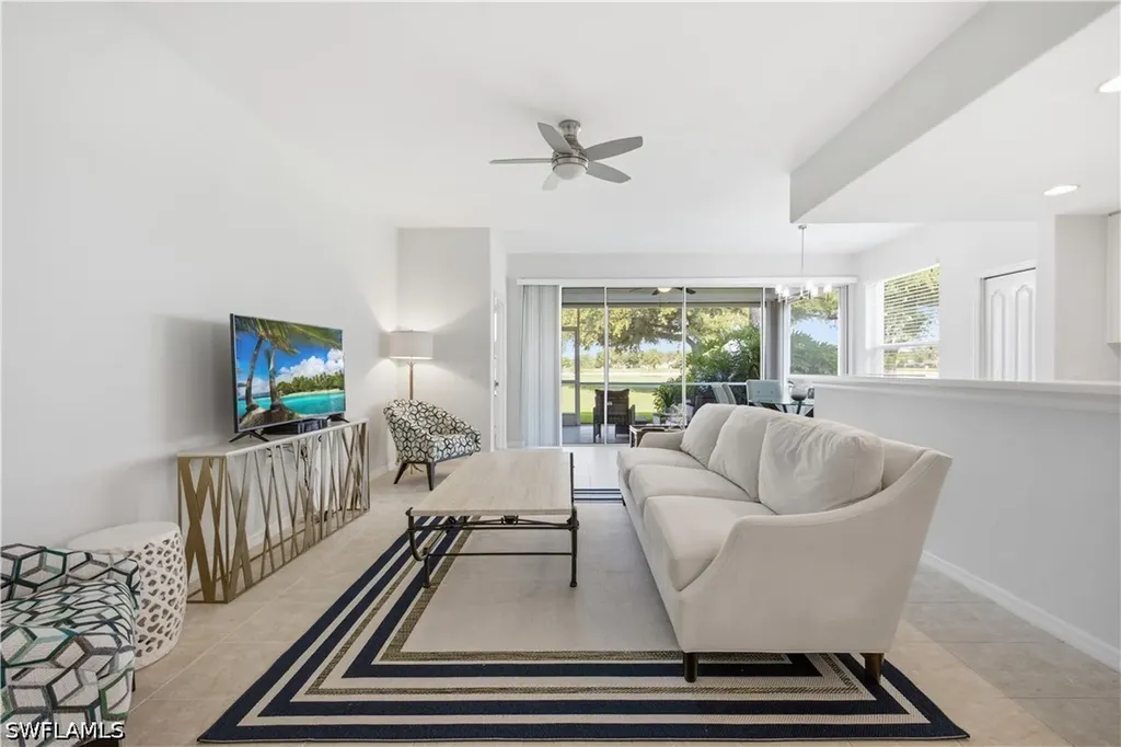 1953 Crestview Way Naples FL 34119