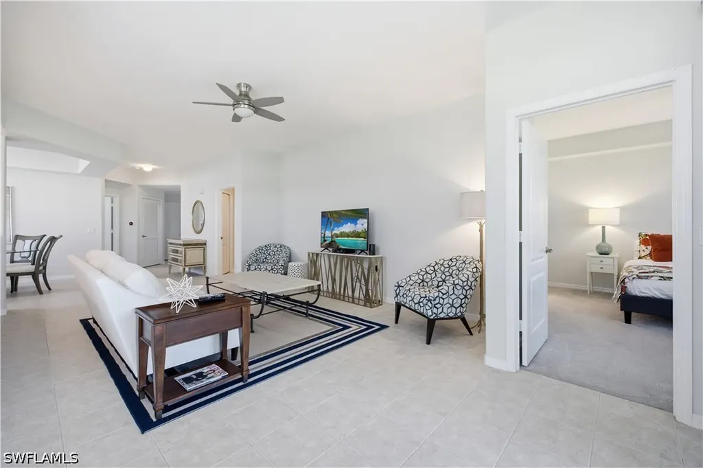 1953 Crestview Way Naples FL 34119