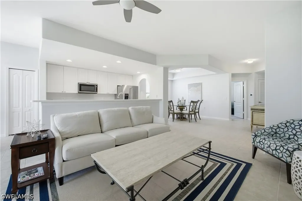 1953 Crestview Way Naples FL 34119