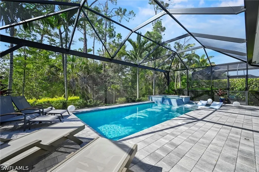 6343 Antigua Way Naples FL 34113