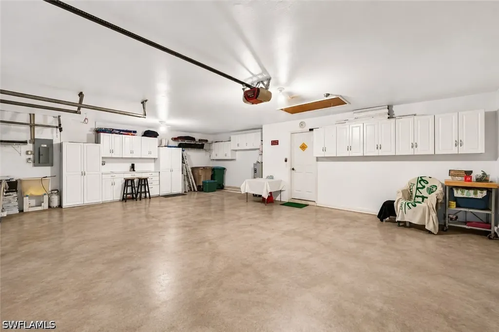 2703 NE Juanita Place Cape Coral FL 33909