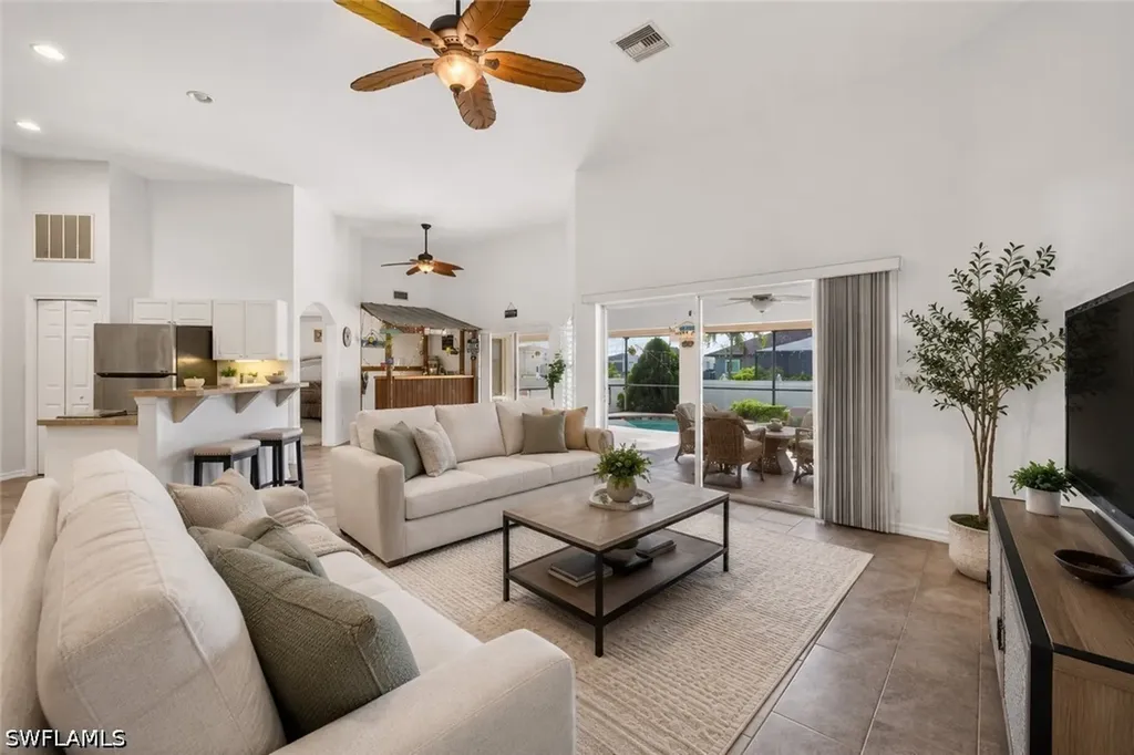 2703 NE Juanita Place Cape Coral FL 33909