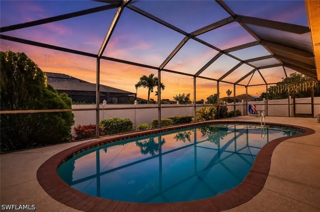 2703 NE Juanita Place Cape Coral FL 33909