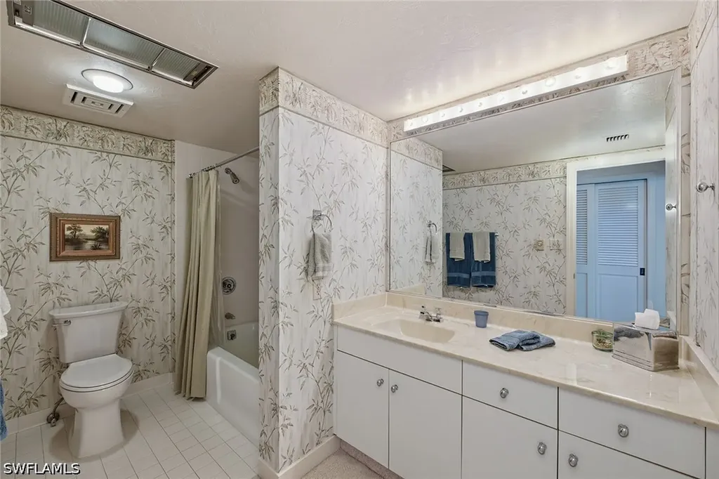 4301 Gulf Shore Boulevard N Naples FL 34103