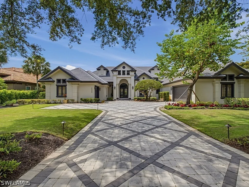 Naples FL, 16488 Felicita Court