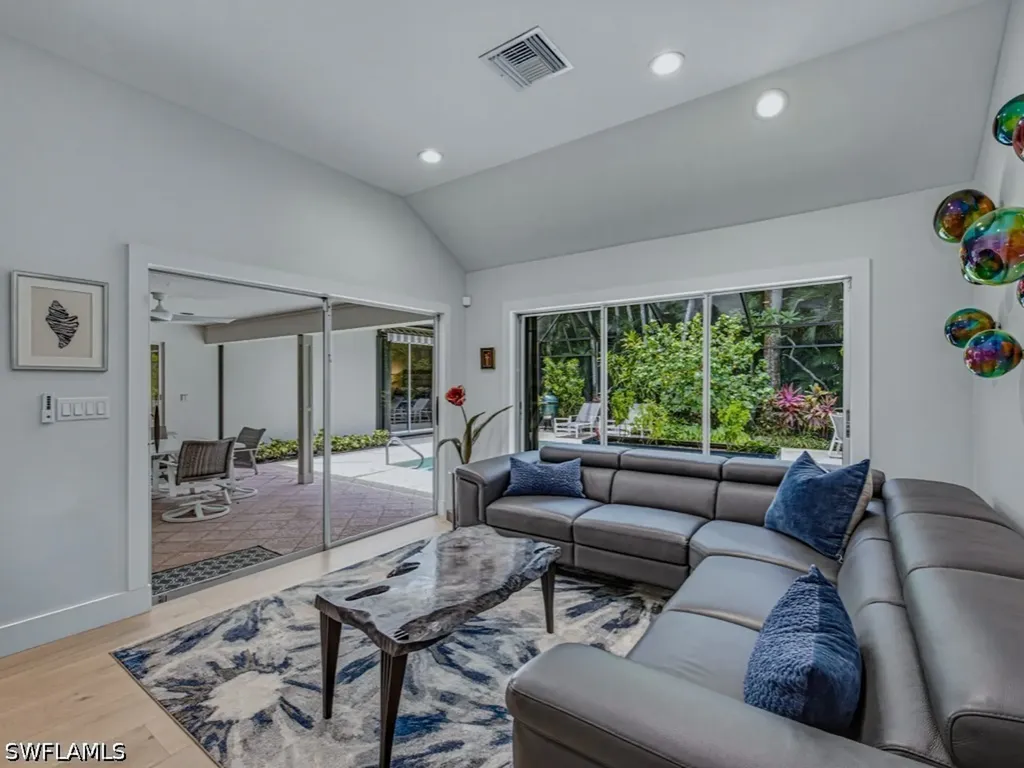 512 Turtle Hatch Road Naples FL 34103
