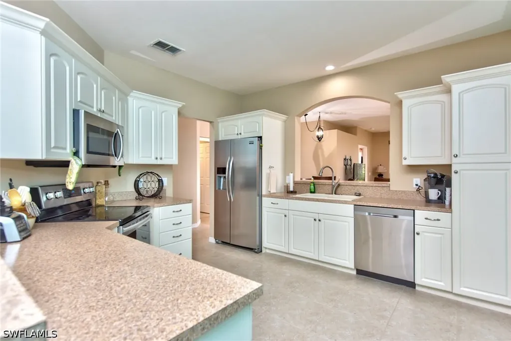 20081 Seagrove Street Estero FL 33928