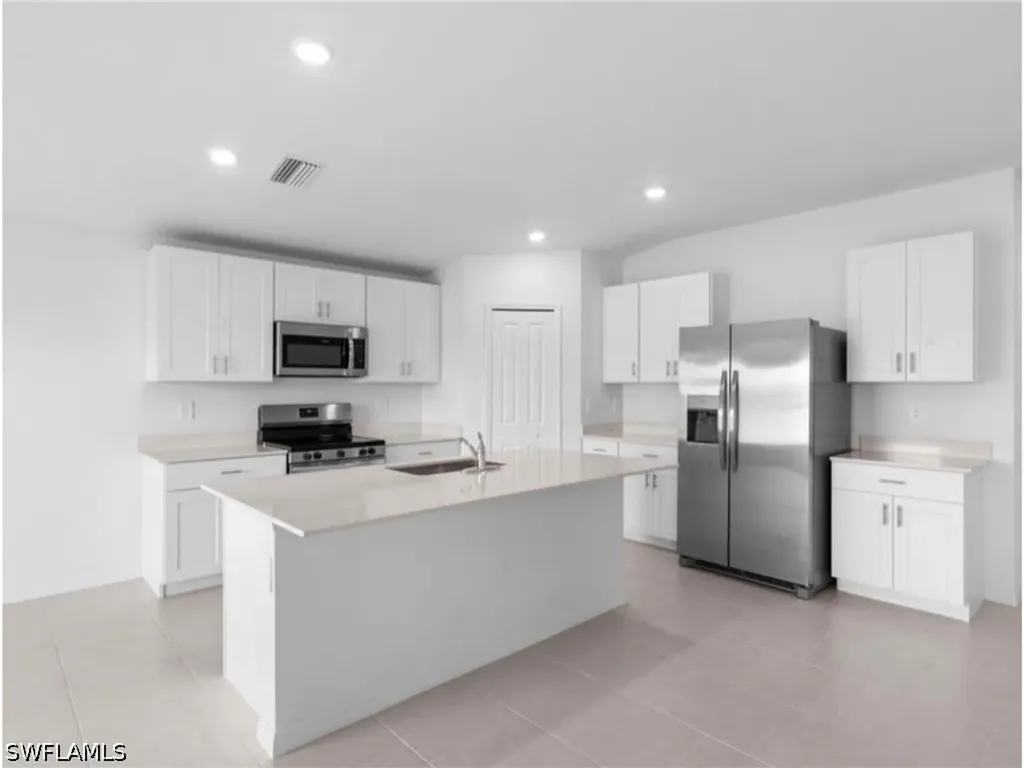 17289 Cantu Court North Fort Myers FL 33917