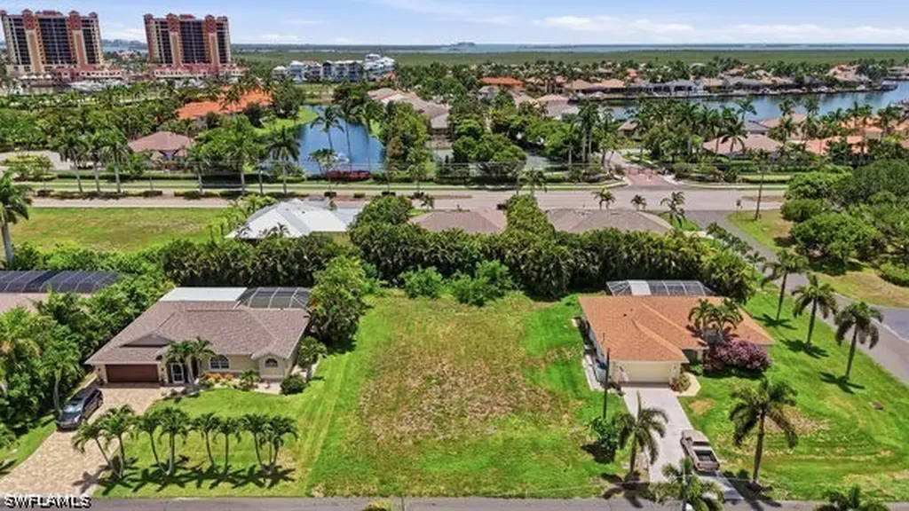 1728 SW 54th Lane Cape Coral FL 33914
