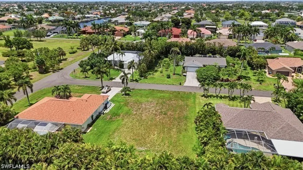 1728 SW 54th Lane Cape Coral FL 33914