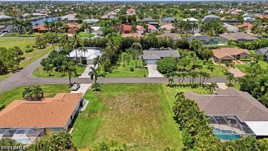 1728 SW 54th Lane Cape Coral FL 33914