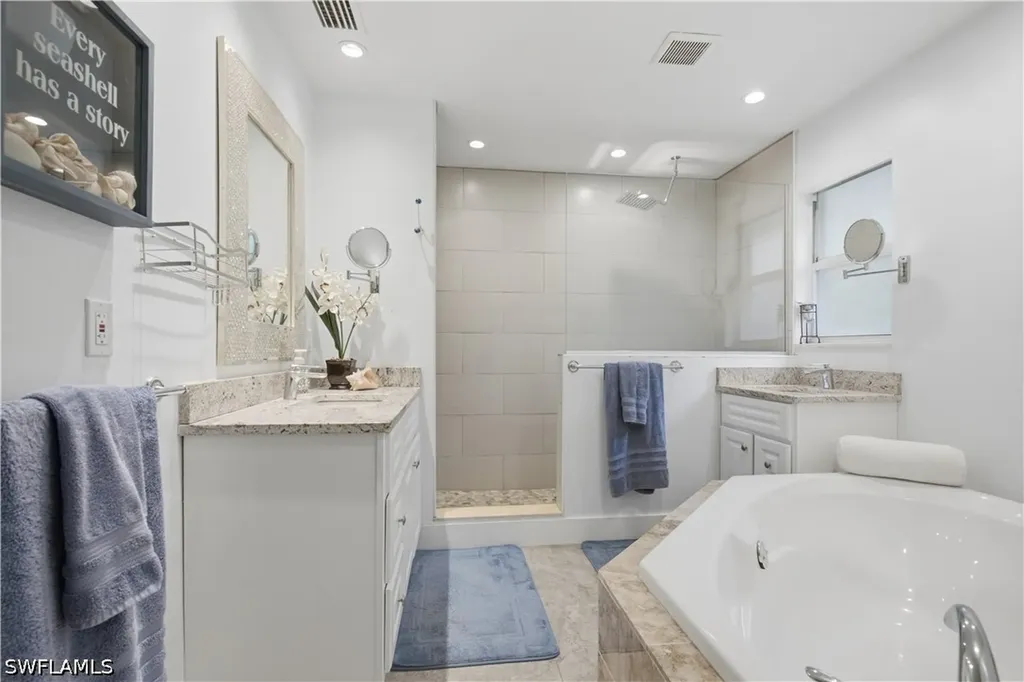150 Logan Boulevard N Naples FL 34119