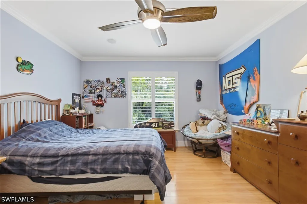 150 Logan Boulevard N Naples FL 34119