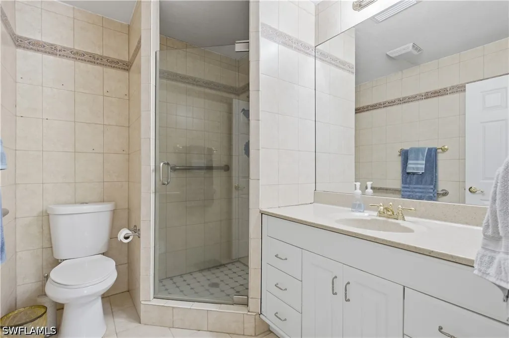 150 Logan Boulevard N Naples FL 34119