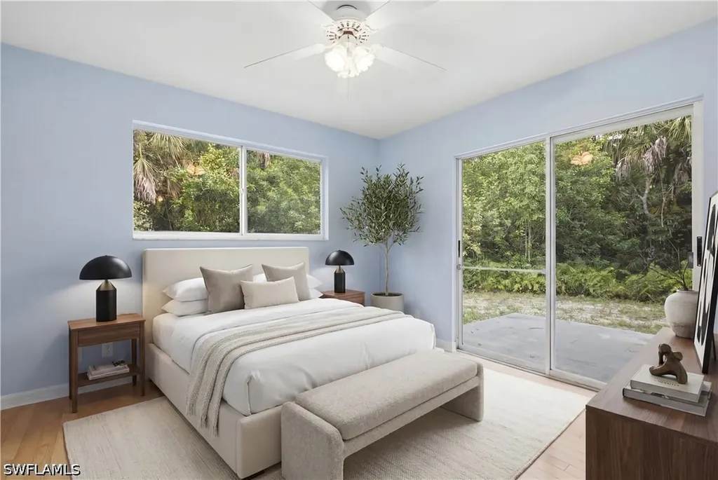 150 Logan Boulevard N Naples FL 34119