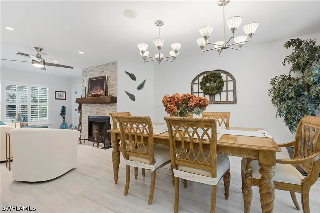 150 Logan Boulevard N Naples FL 34119
