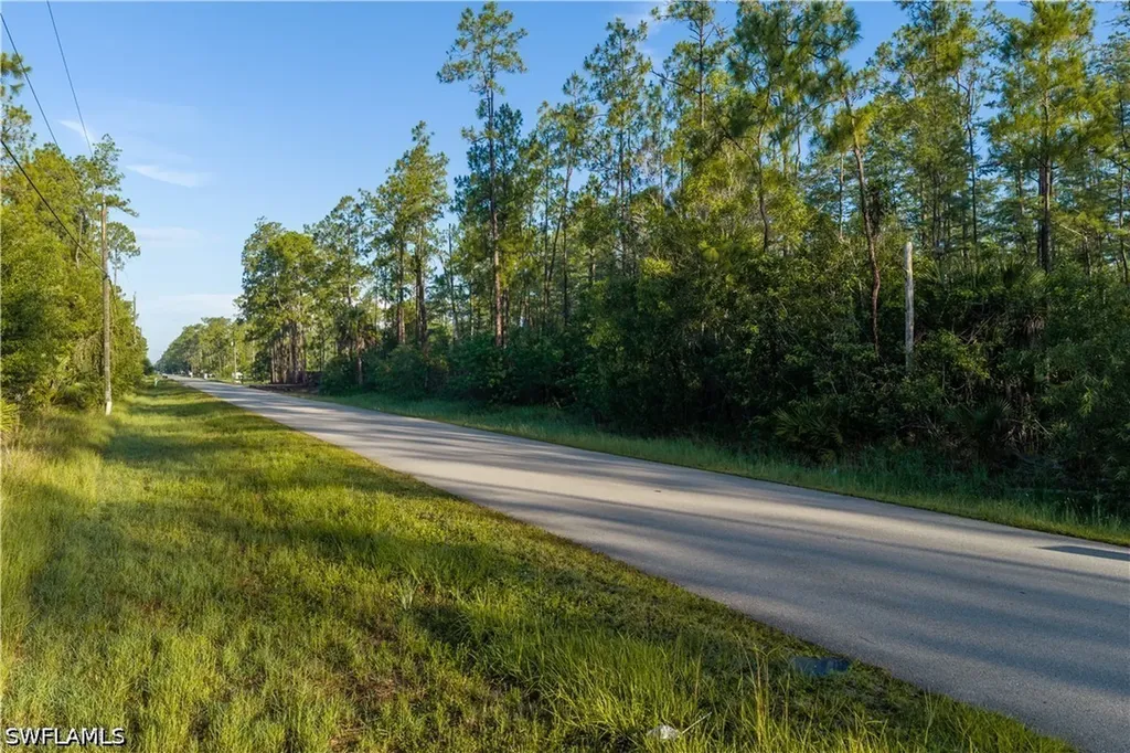 0 2nd Avenue NE Naples FL 34120