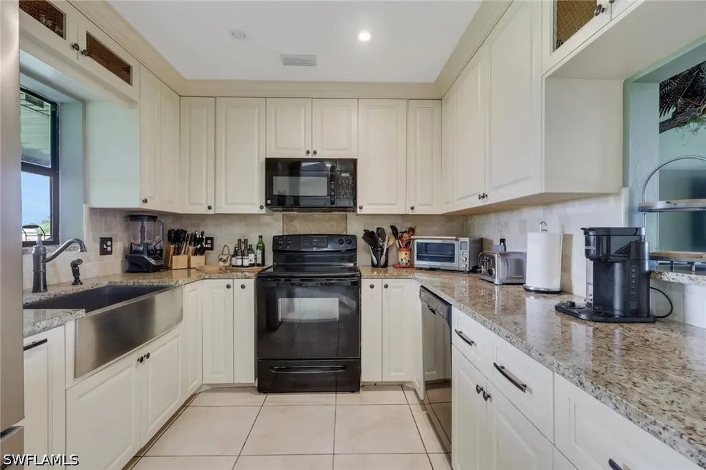 4140 54th Avenue NE Naples FL 34120