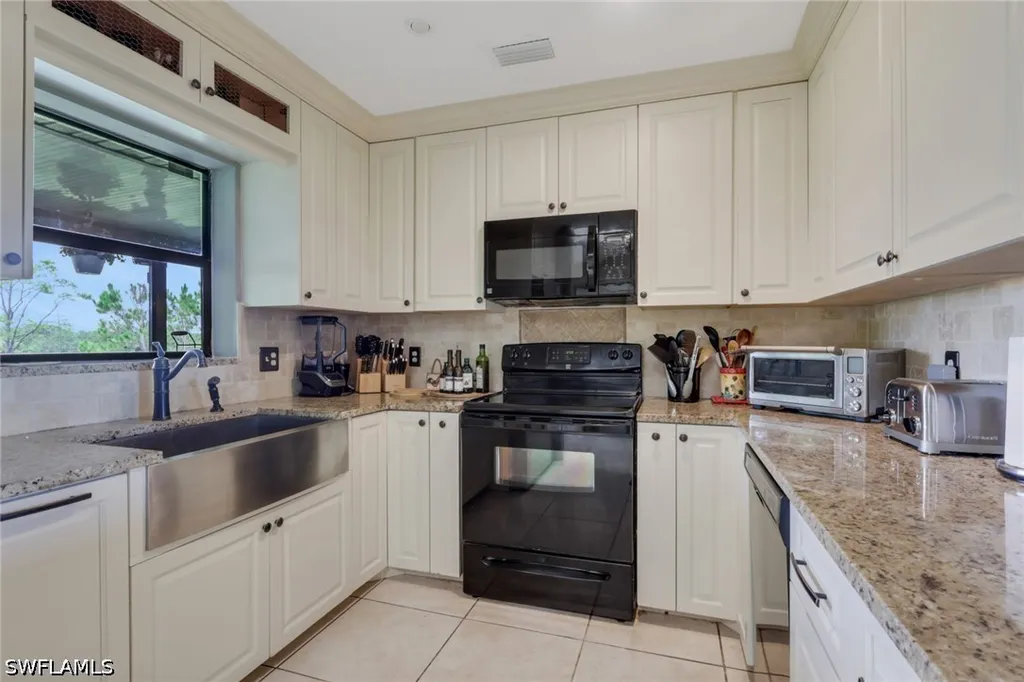 4140 54th Avenue NE Naples FL 34120