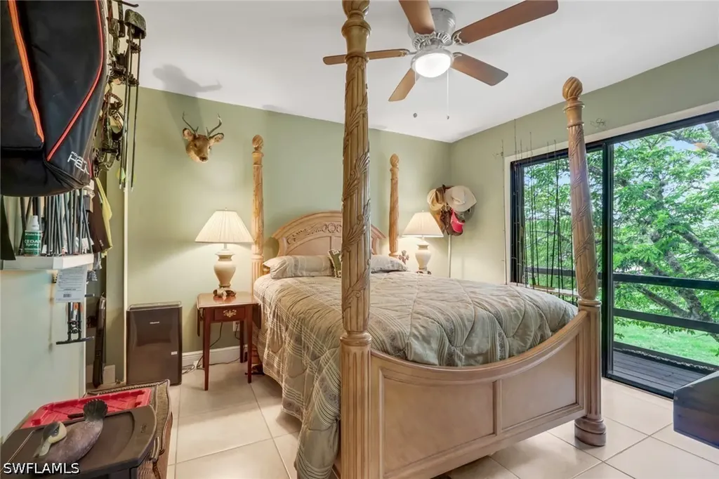 4140 54th Avenue NE Naples FL 34120