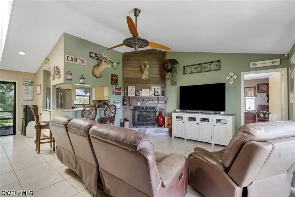 4140 54th Avenue NE Naples FL 34120