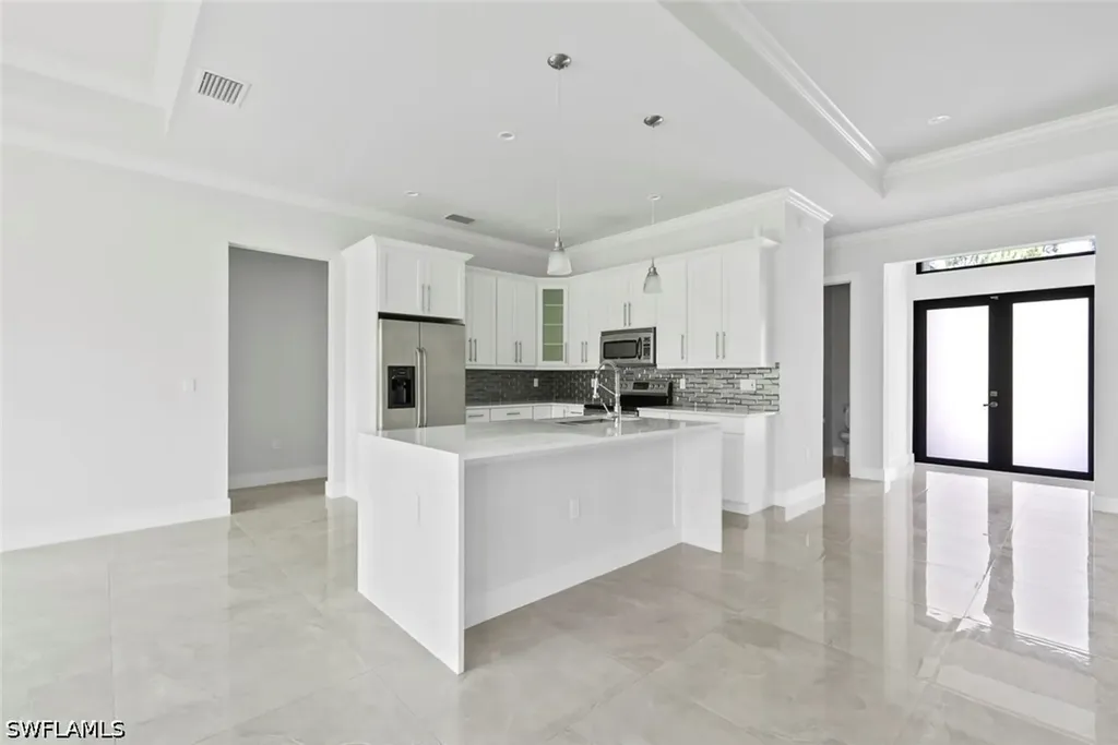 1412 22nd Avenue NE Naples FL 34120